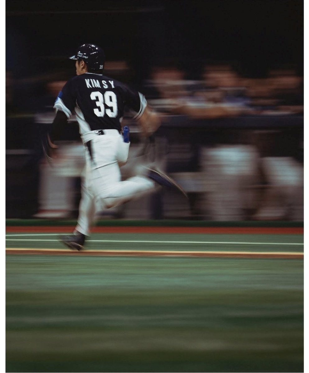 ??? : 김성윤 얼마나 빨라?

이만큼