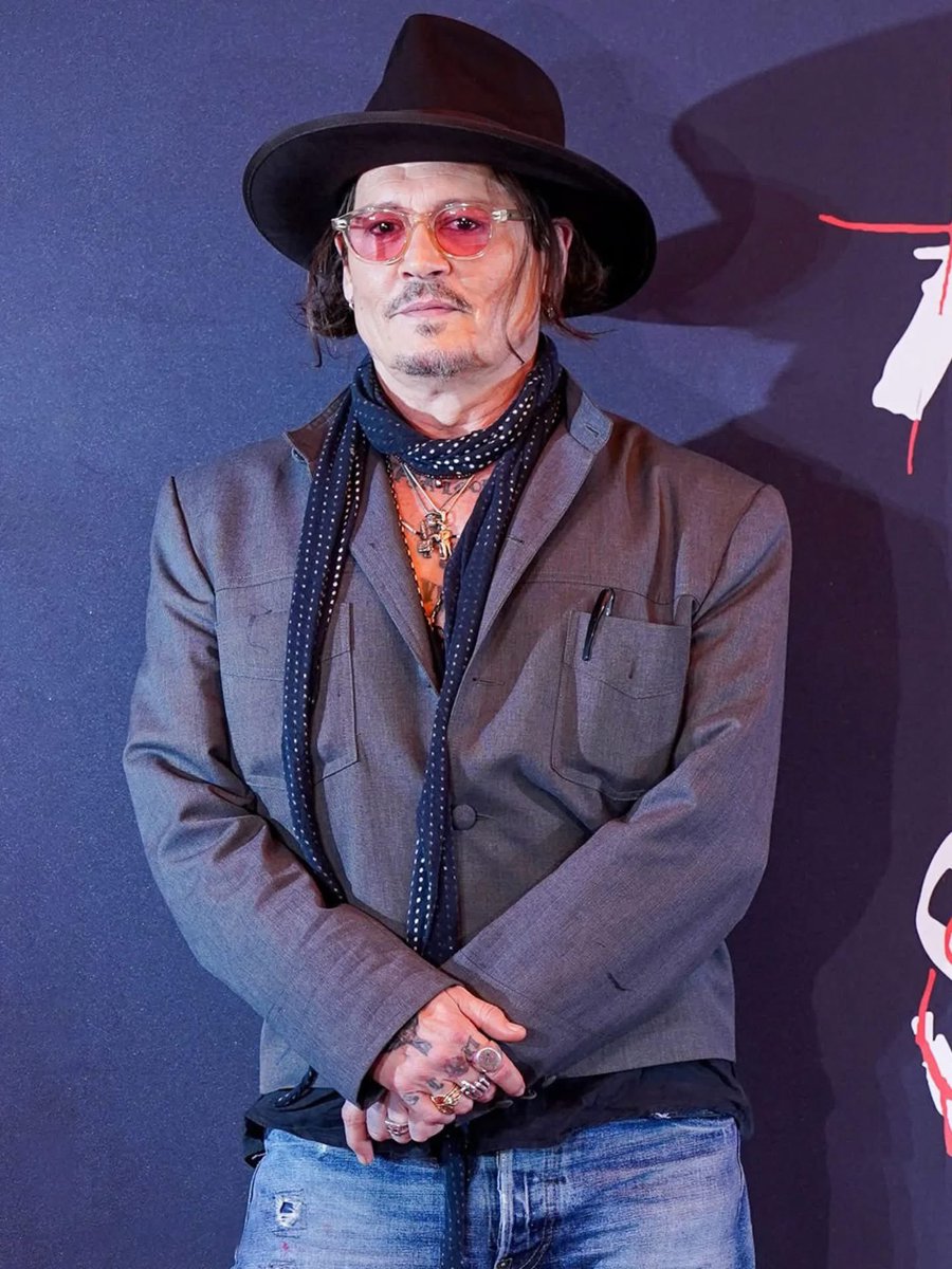 BritishFanofDepp | FANSITE tweet media