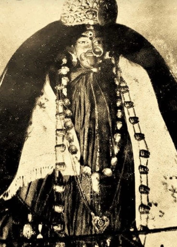 yajnshri's tweet image. यदि आपके पास कुछ क्षणों का भक्ति-मंगल समय हो, तो “जय माँ तारा” अवश्य लिखकर जाइए।