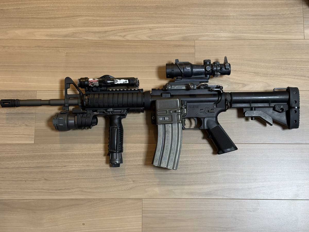dn_yagie's tweet photo. #讃えよ三角サイト
なんだこのタグ！！！！
M4A1 Block1
#move_ptw
#SYSTEMA
#NBORDE
#PTW
#トレポン
#Infinity
#Block1 https://t.co/2AEGEz1uQ3