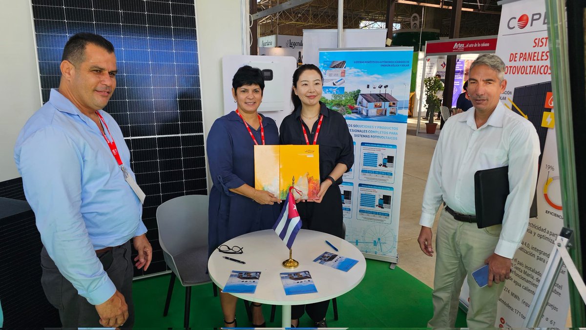 CCopextel's tweet image. En horas de la mañana de hoy con la presencia de Yamilet Hernández Fernández Presidenta de #Copextel  firma un convenio con la Empresa china Nutech. 
#FIHAV2025 #NUTECH