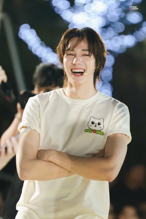 iseulgi123140's tweet image. Lovely person 🩷
Always smile happily 🥰🥰🥰

#hirunkit_  @Hirunkit_