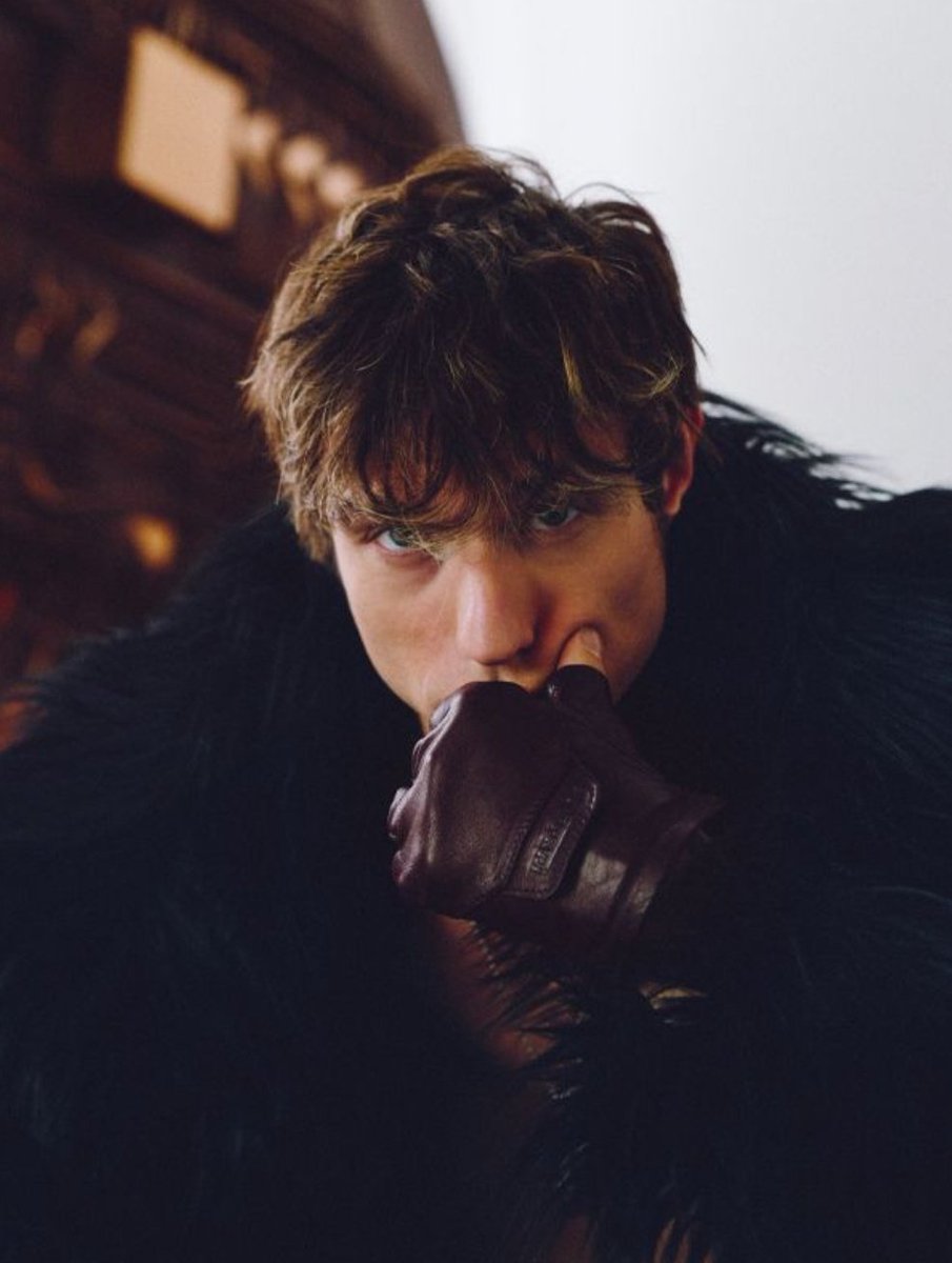 iramaspace's tweet image. ma vogliamo parlare del servizio?