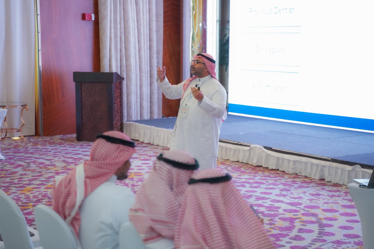 DentalSaudi's tweet photo. #happening

مقتطفات من المحاضرات العلمية لليوم الأول من المؤتمر السعودي العالمي لطب الأسنان  - جدة 

From Case to Concept - Evolving Tools and Techniques in Implant Prosthodontics 

✨️Speaker: Dr. Turki Alkhallagi 

📅 27–29 November 2025  
📍 Jeddah Hilton - Amwaj

#SIDC_Jeddah
#سيدك_جدة