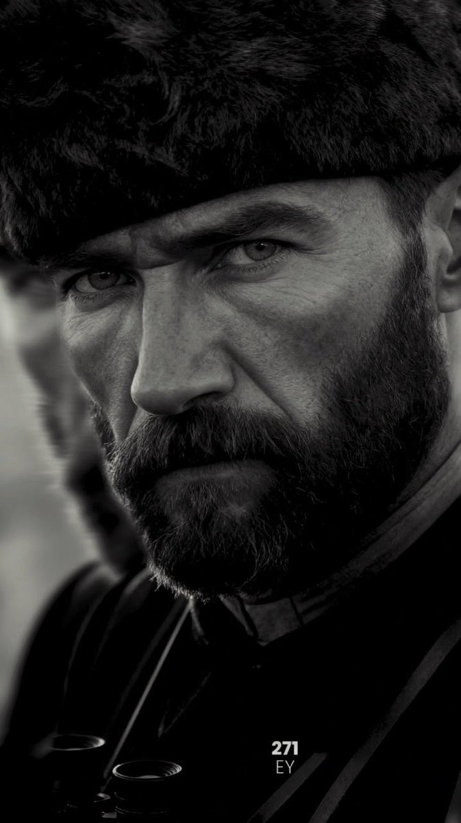 "Attila'nın oğlusun sen unutma,
Kalbindeki intikamı uyutma!"