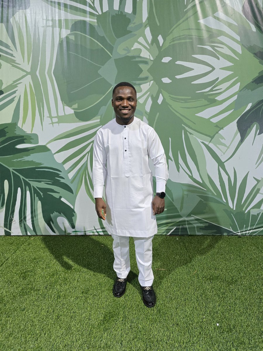 Pastor COURAGE tweet media