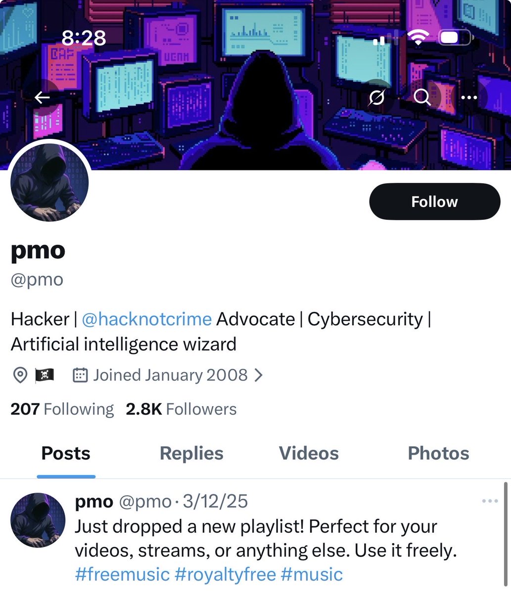 Pandianoffl's tweet image. And the PMO id that @thekiranbedi tagged! 🤡 for a reason!