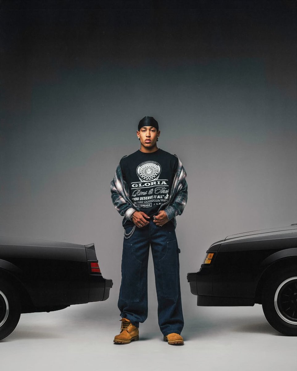 missprivelove's tweet image. Australian streetwear brand Culture Kings dropped exclusive merchandise ahead of Kendrick Lamar&apos;s Grand National Tour stops in Australia 🔥🇦🇺