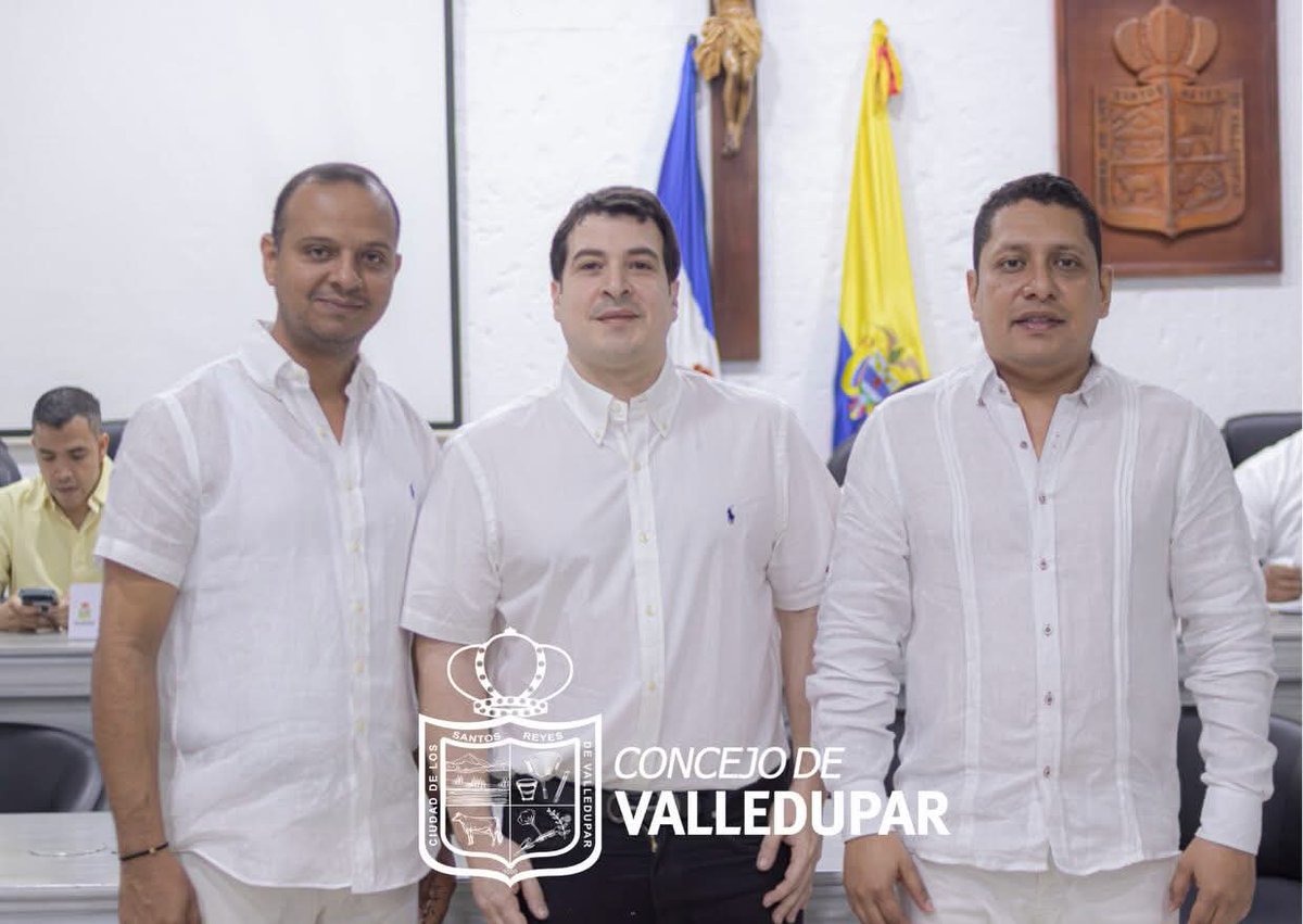 Posesionada la Mesa Directiva 2026 

El Concejo de Valledupar posesionó este jueves 27 de noviembre la Mesa Directiva 2026, quedando integrada por Lalo Gnecco como presidente; Wilfrido Ortiz como primer vicepresidente; y Jorge Luis Arzuaga como segundo vicepresidente.