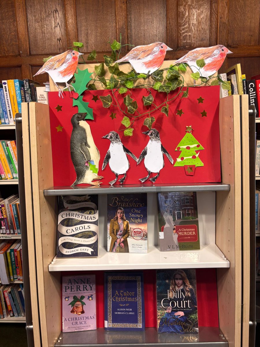 CharltonLib's tweet image. Christmas is coming to #CharltonLibrary! 🐧 Pop in during library opening hours to browse and borrow items to get into the festive spirit, read some themed stories or join in with Christmas crafts 🎄 #LoveYourLibrary