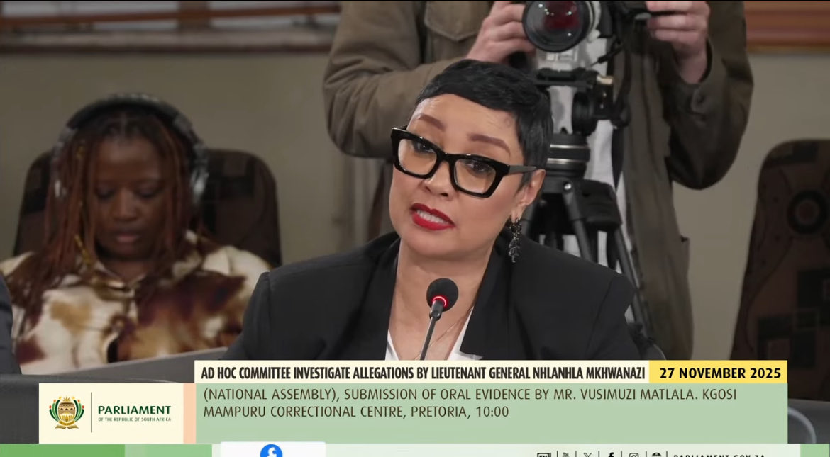 ZizinjaAbelungu's tweet image. This one of the Cape Flats does not deserve to be a Member of this AdHoc Committee.

She is very emotional, disrespectful and has uncontrollable anger issues 🤦‍♂️🤦‍♂️🤦‍♂️

#AdHocCommittee