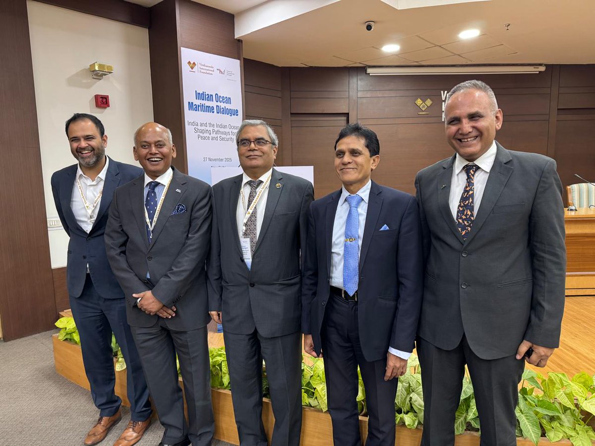 anuragbisen's tweet image. Rare to have the heads of Indian Ocean cooperative mechanisms in a single frame. With the Secretary Generals of #IORA #BIMSTEC and #CSC at @vifindia.