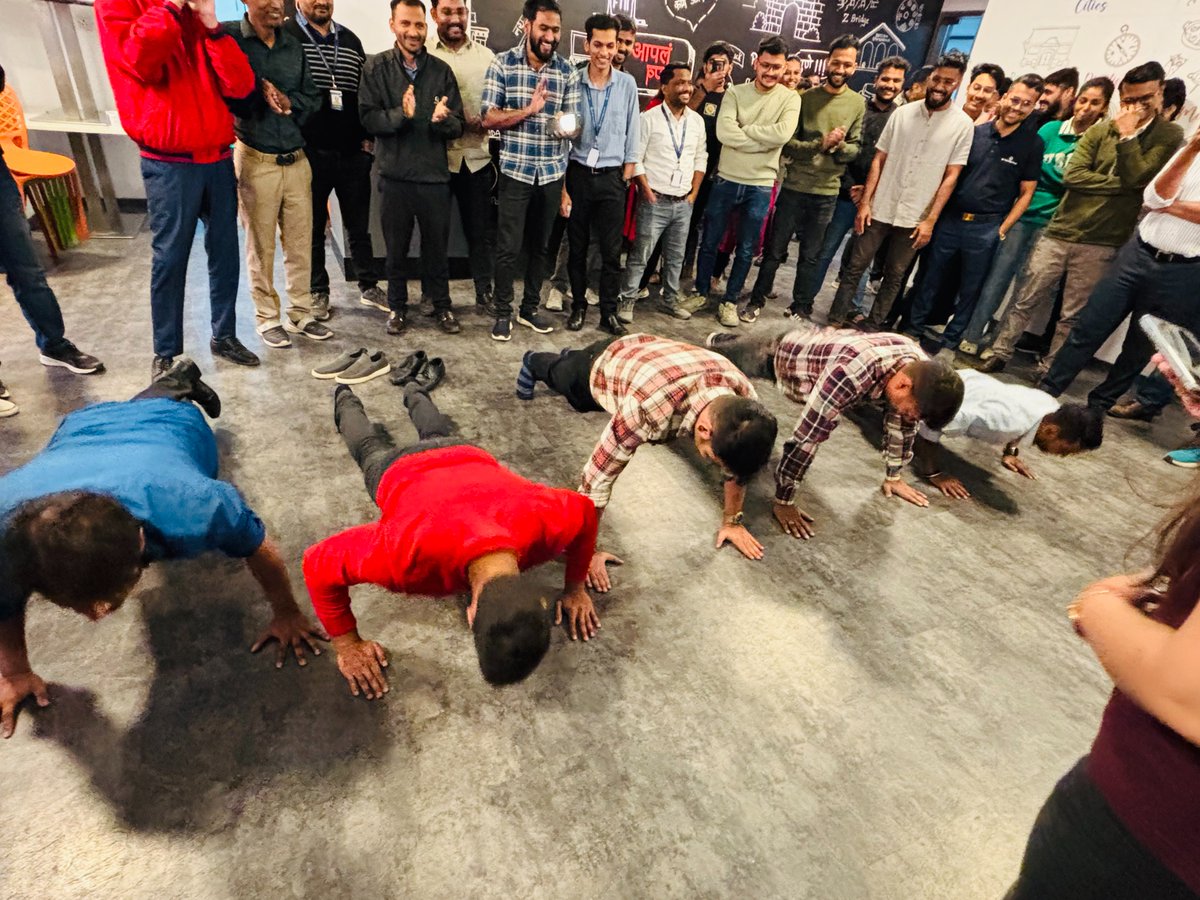 Intelliswift's tweet image. Last week, we celebrated Men’s Day at our Pune and Bangalore office! A day of appreciation, smiles, and team spirit.

#MensDay #TeamCelebration #WorkplaceCulture