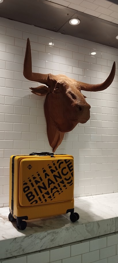 BinanceHomie's tweet photo. Me voy a Dubái este sábado.

Binance me invitó oficialmente a la #BinanceBlockchainWeek 

Desde allá voy a estar compartiendo todo lo que viene para la comunidad. https://t.co/9ZIJRxKdgx