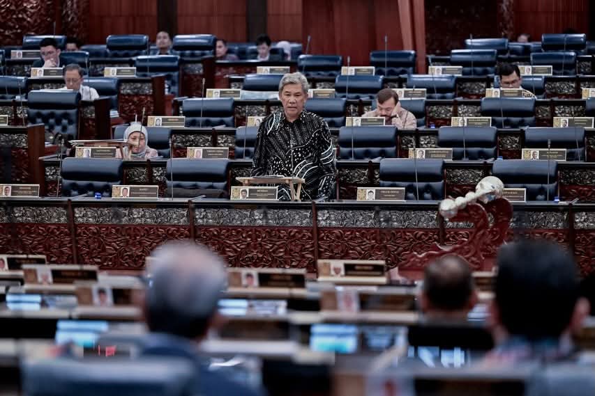 TOKMATCOMMS's tweet image. Menjawab soalan dpd YB Puan Wong Shu Qi, Ahli Parlimen Kluang yg bertanyakan tentang usaha segera yg diambil Kerajaan utk membantu rakyat 🇲🇾 yg terkandas di Selatan Thailand susulan banjir yg melanda.

Soalan dijawab semasa Waktu Pertanyaan2 Menteri (MQT) Dewan Rakyat pagi tadi.