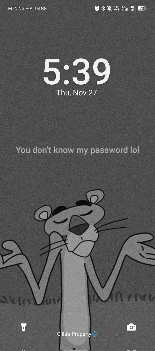 UniqueCilla's tweet image. Lock screen                          Homescreen😂

Quote with yours