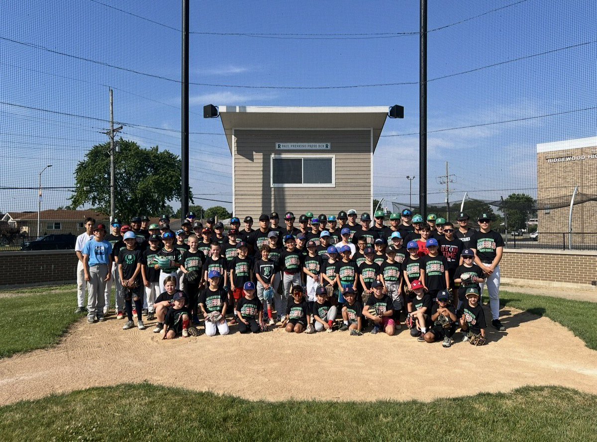 Happy Thanksgiving from our Ridgewood Baseball Family! Grateful every day for our Rebels — alumni, present, and future. 🦃⚾️ 
#RebelUp | #RidgewoodBaseball