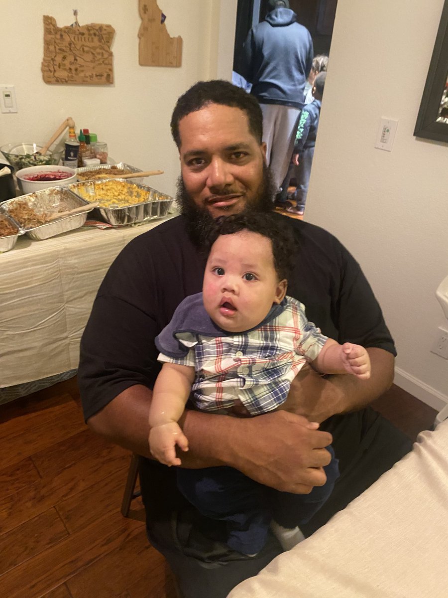 TevitaLose's tweet image. Attitude of Gratitude. Energy and Effort. Thankful for this team. Happy Thanksgiving. #GoAztecs #AztecFAST 🍢 x #BeTheAlpha 🐺