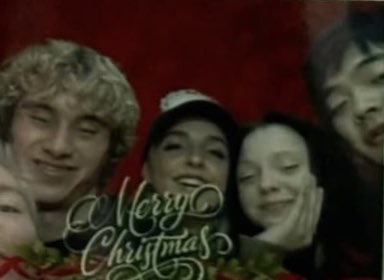 maysileecomfort's tweet photo. loose canons christmas card https://t.co/LlplbiZCJb