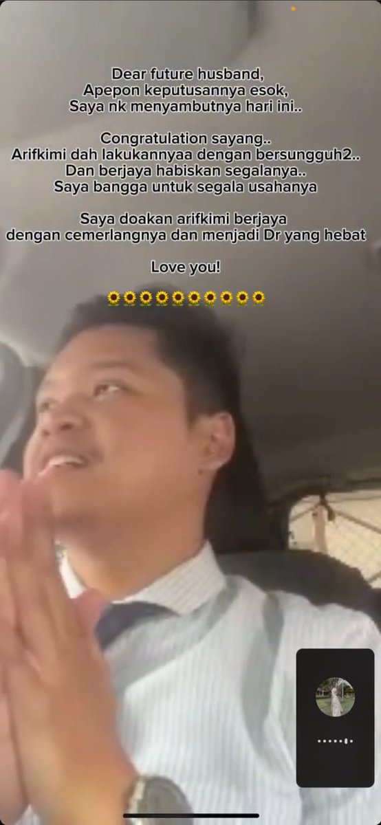 arepkimo's tweet photo. Watching this vid by my gf always make me cry. It makes me remember again how hard my journey has ever been. How many tears have fallen. How i can even survive this story. Its all because u are with me til the end❤️🌻

Thank youu my sunflower 🌻❤️ https://t.co/iEsMxTy9z8