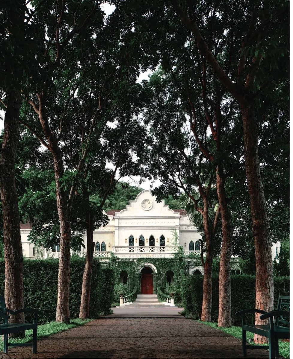 Cobylefko's tweet image. I&apos;m thankful for all of the global efforts to return to building beautifully anew.

Ours is the wealthiest age humanity has ever known. It&apos;s well past time we reinvest that into the world around us!