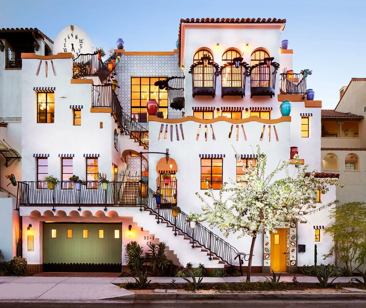 Cobylefko's tweet image. I&apos;m thankful for all of the global efforts to return to building beautifully anew.

Ours is the wealthiest age humanity has ever known. It&apos;s well past time we reinvest that into the world around us!