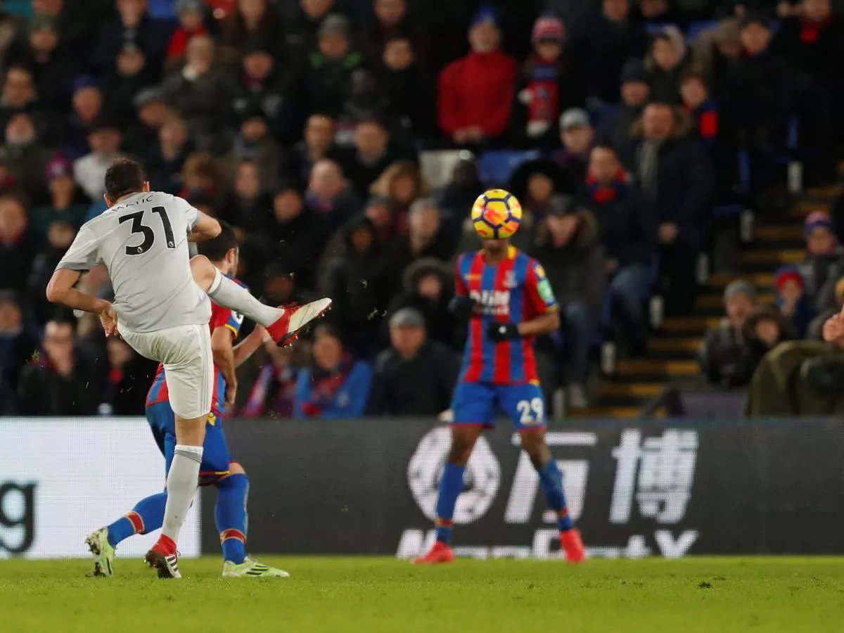 StretfordPaddck's tweet image. ⚽️ Nemanja Matić
⏱️ 90+1
🏟️ Selhurst Park

Crystal Palace 2-3 Man United

#MUFC