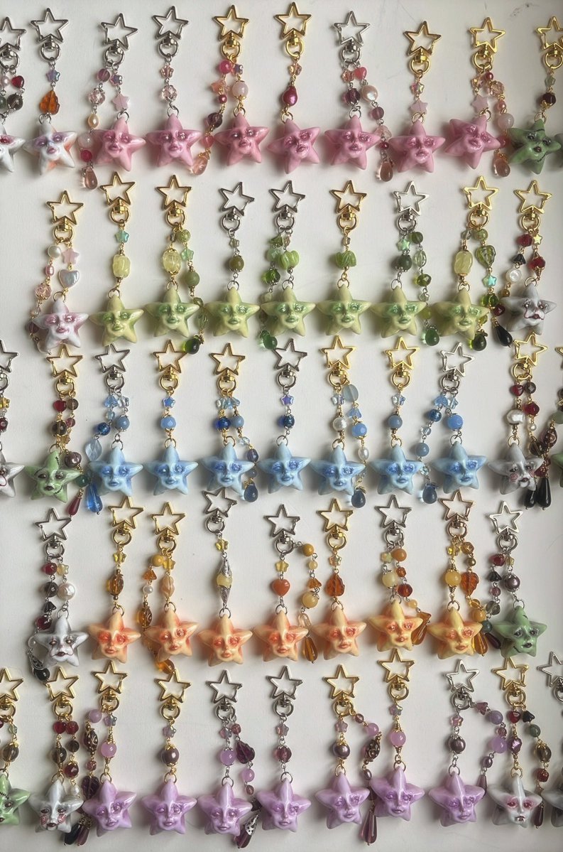 buggirl's tweet image. blacked out and made 1 million bag charms btw