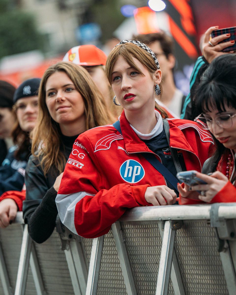 f1academy's tweet image. You showed UP Vegas. 🤝 

Thank you for all of the support. 🤍

#F1Academy #LasVegasGP