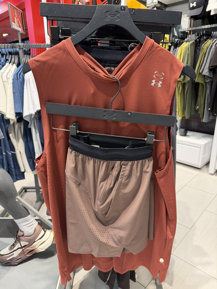 bookdio22's tweet image. มีน้ำตาก่อนนอนอีกแล้ว ขอบคุณที่หนูหยิบไปใส่นะลูกค้าบ 😭🫶🏻💚

#kasibook @kasibook