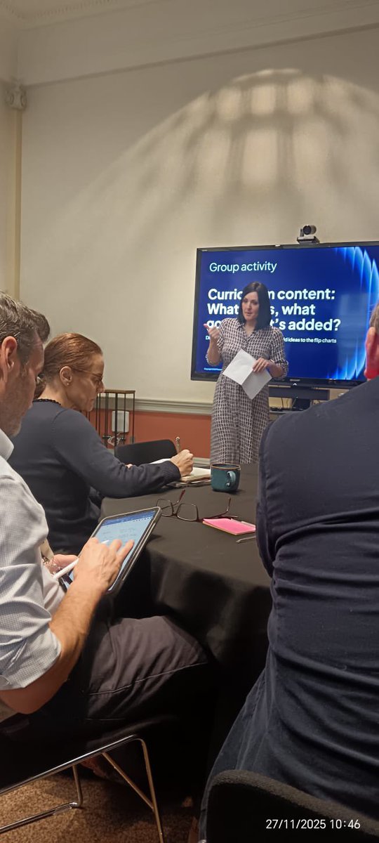 Today, in the fabulous setting of <a href="/RoySocChem/">Royal Society of Chemistry</a> I got to share my thoughts about the curriculum and assessment review and how I would like to see the science curriculum change for the better and made relevant to support our young people.  #science #gcsereform #pearson #CAR