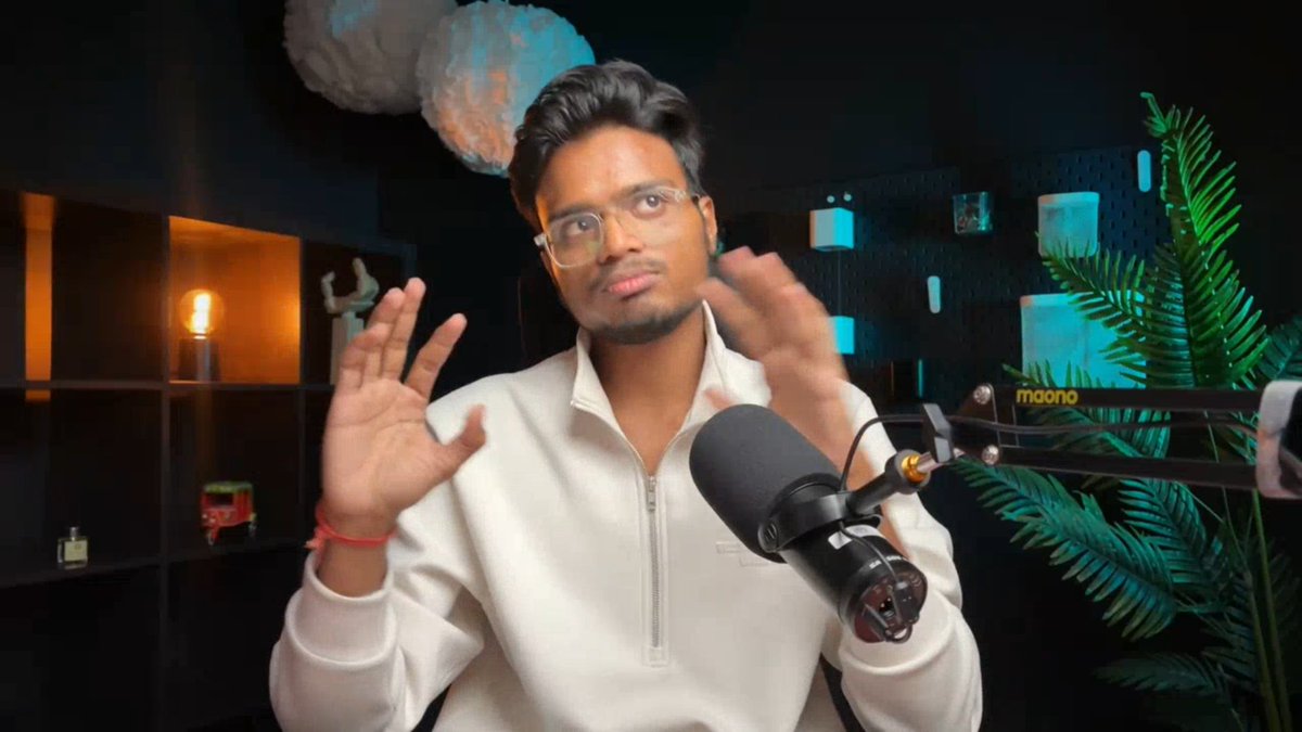 stackarnav's tweet image. 📌 Day 52 Cohort 2.0 | @sheryians_
Todays class with @ankurdotio was PURE frontend dopamine 😭🔥

Learned some advanced CSS magic:
✨ box-shadow
✨ text-shadow
✨ keyframes
✨ conic gradients

AND we finally completed the Matrix Effect💚

Built using:
🟩 setInterval()
🟩 split()…