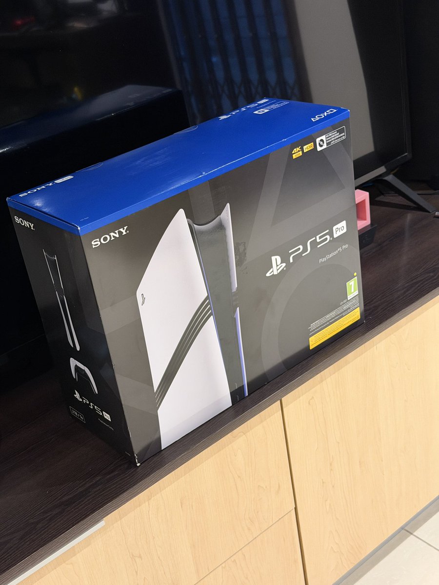 Jivesh1995's tweet image. PS5 Pro has arrived 😩

#PS5 #PS5Pro #PlayStation