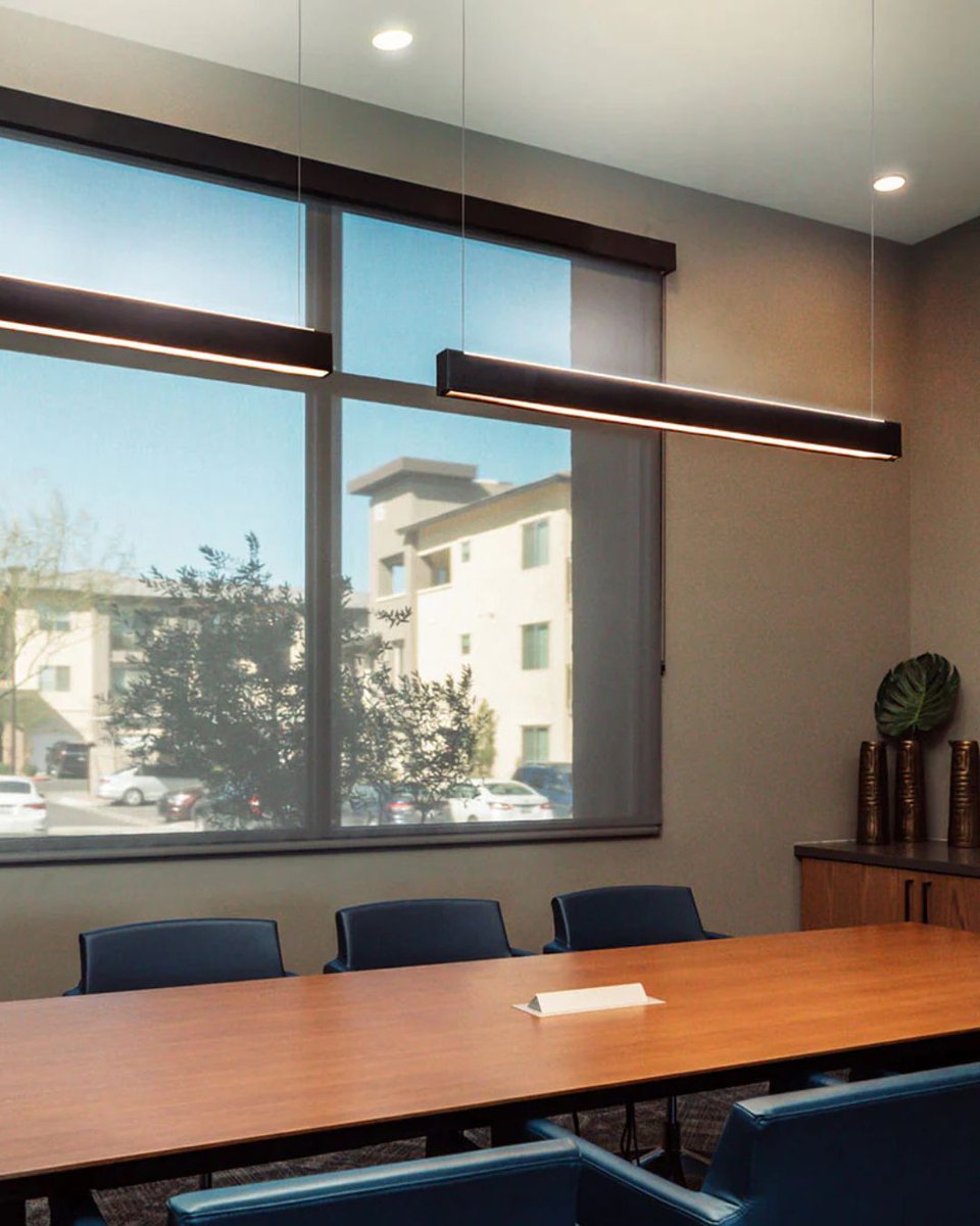VONNLighting's tweet image. Each VONN piece here does something different: one controls glare and visual comfort, another stretches the room with vertical light, another creates contrast and rhythm so the architecture reads the way it was meant to.

#vonnlighting #lightingdesign #architecturallighting