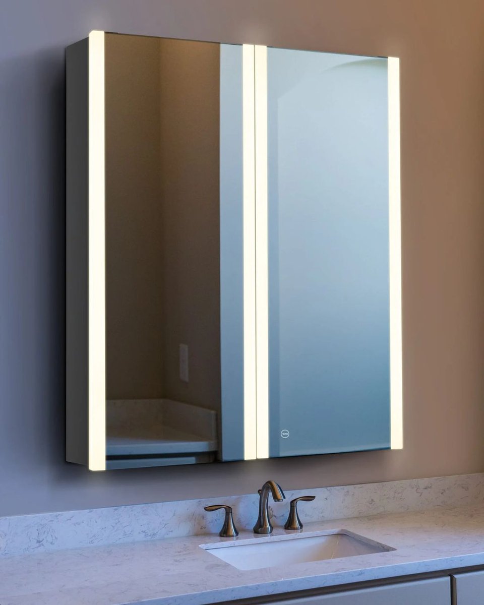 VONNLighting's tweet image. Each VONN piece here does something different: one controls glare and visual comfort, another stretches the room with vertical light, another creates contrast and rhythm so the architecture reads the way it was meant to.

#vonnlighting #lightingdesign #architecturallighting