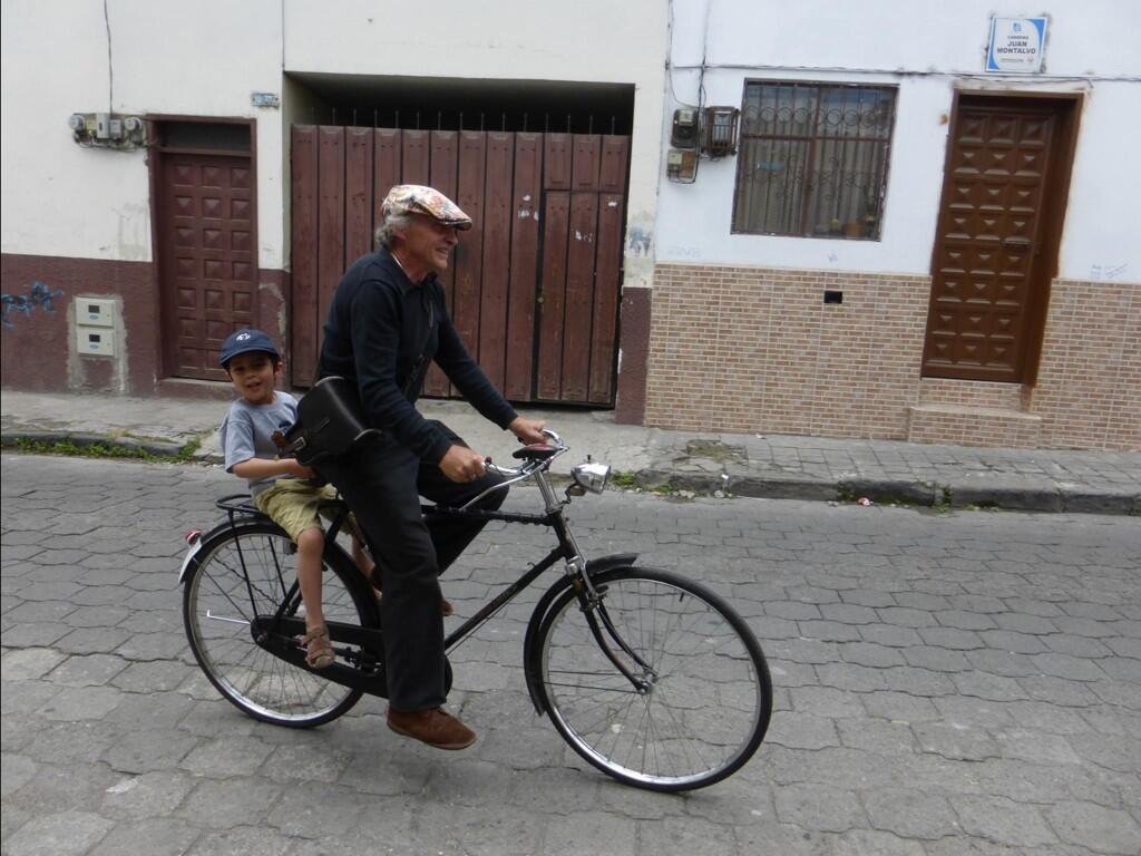 barrabasec's tweet image. Personas y personajes