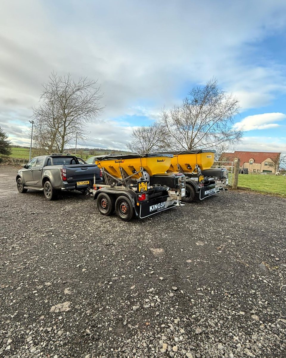 WessexIntl's tweet photo. Winter-ready in Scotland! ๐ด๓ ง๓ ข๓ ณ๓ ฃ๓ ด๓ ฟ
Kingsfield Contracting are set with their SnowEx spreaders โ๏ธ
#SnowEx #WinterReady https://t.co/F78xUUIBog