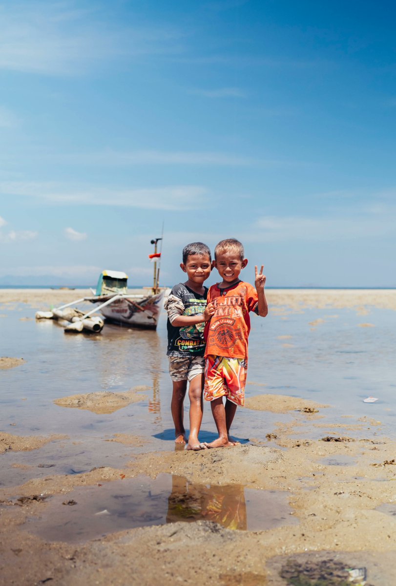 Two local boys by the waterline.

Near our reef restoration site on Hatamin Island, Indonesia 🇮🇩

Coral reefs support more than marine life, they’re part of the same system that fuels local communities and economies.
