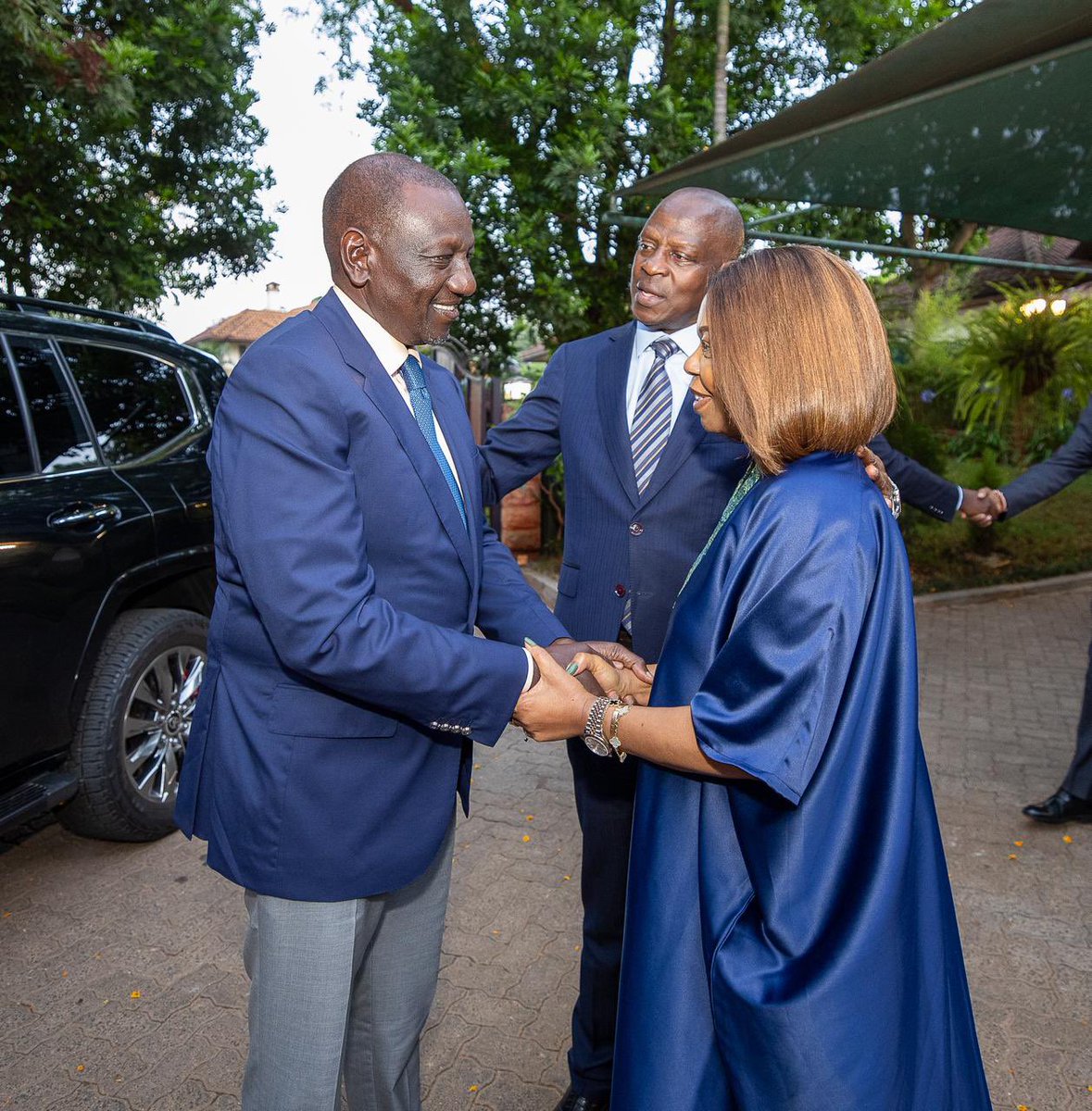 WilliamsRuto's tweet image. Richie Mweka was an intelligent and hardworking gentleman with a warm personality. 

We celebrate his life and the many memories that he leaves behind.

My friend Michael Munyao, your family and friends are in our prayers at this sad moment.

Poleni Sana. Rest In Peace, Richie.