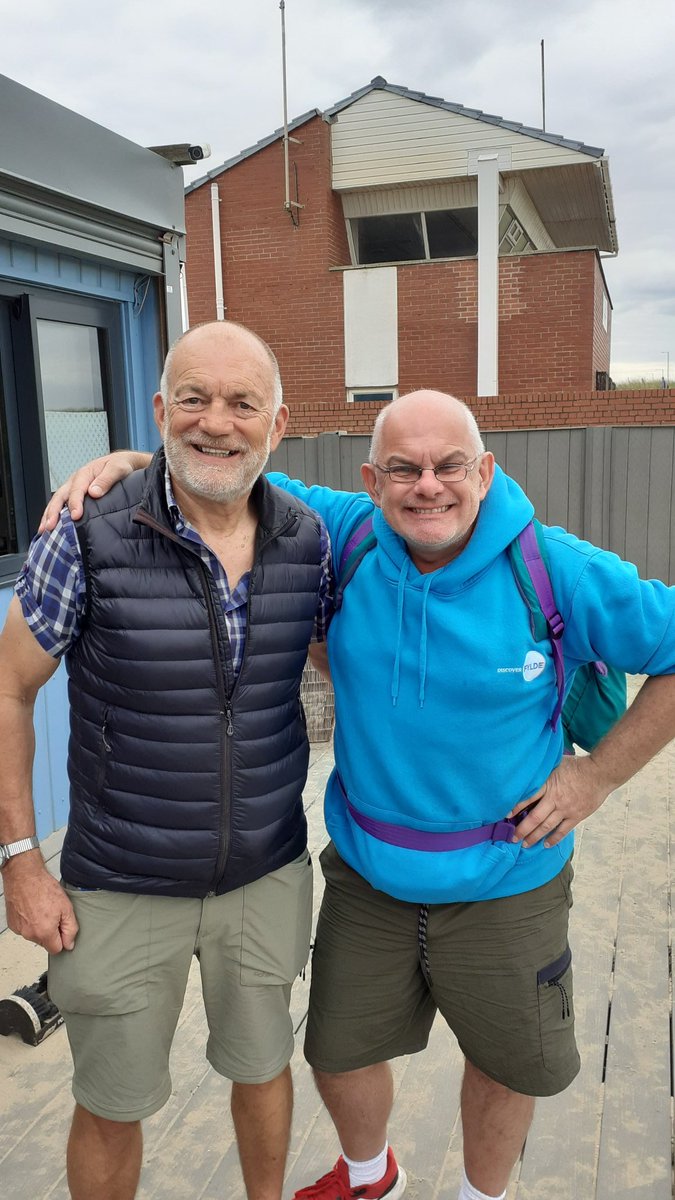 Tim Dixon tweet media