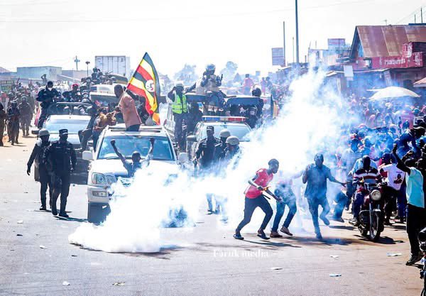 Robkirumira's tweet photo. @LarryMadowo @KibunjaMichael @LarryMadowo  please check out on Uganda presidential campaigns 👌👌@Bobiwine https://t.co/CibT6lxbJR