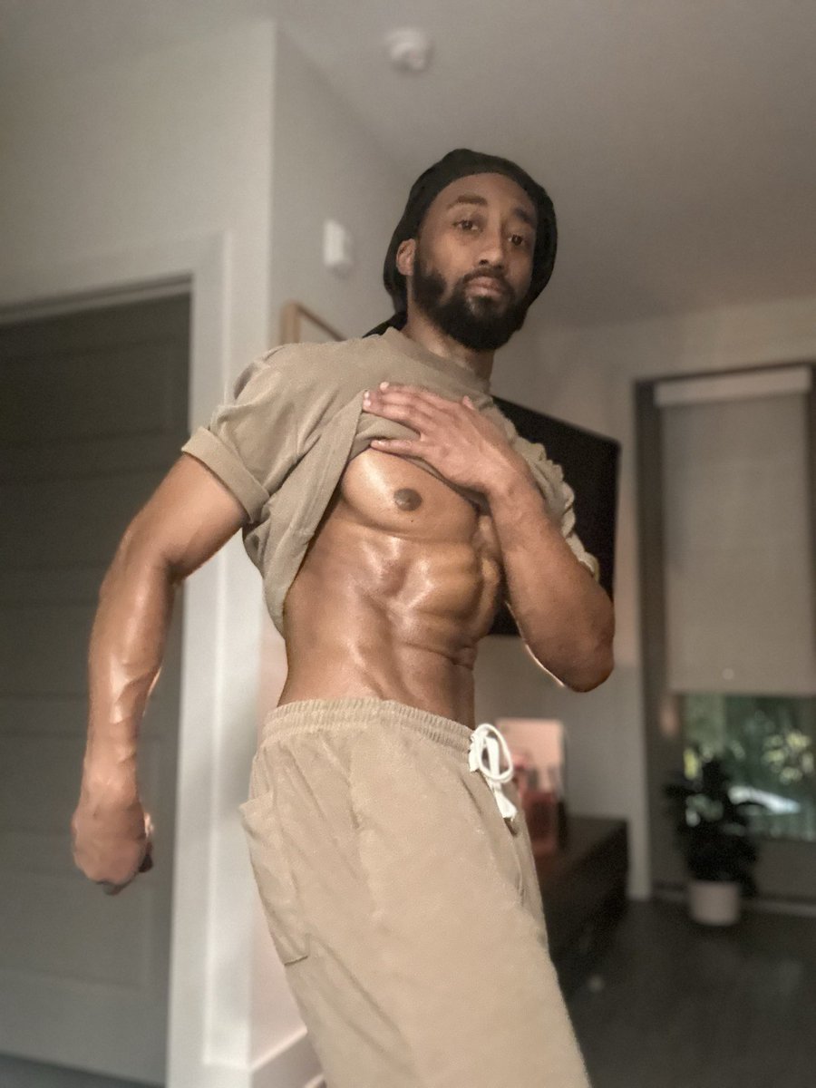 TheFractionator's tweet image. Face/Body