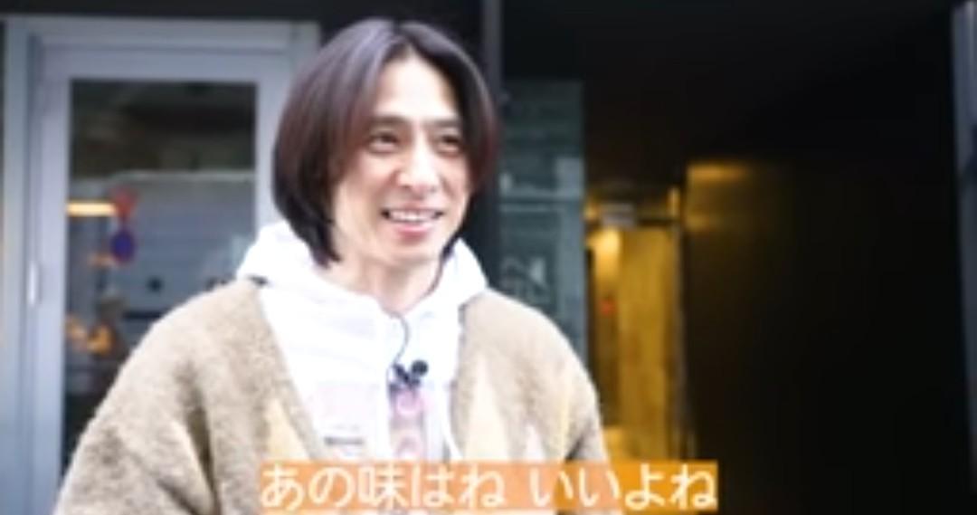 eOiIZJYSPLqgFid's tweet image. 美味しくて喜んでる顔を見てると嬉しくなりますよね。山之内さんご夫妻､健くんを暖かい眼差しで観てますね😊
これからもずっと素敵なご関係でいてくださいね✨雨宮さんやスタッフさまと一緒に食べるお気持ちすごーく嬉しいですよね♪
#木曜企画
ありがとうございました
いつかいってみたい😌
#三宅健