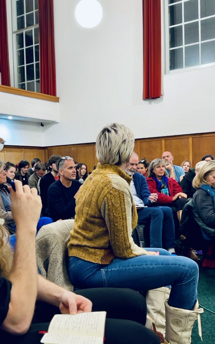 SussexPhilos's tweet image. Lots  of fun and stimulating discussion was had at SussexPhilSoc's public  event on Moral Progress last Friday in Brighton! Check out some snaps  below! And don't forget you can keep up to date with coming events here: sussex.ac.uk/.../philosophy…