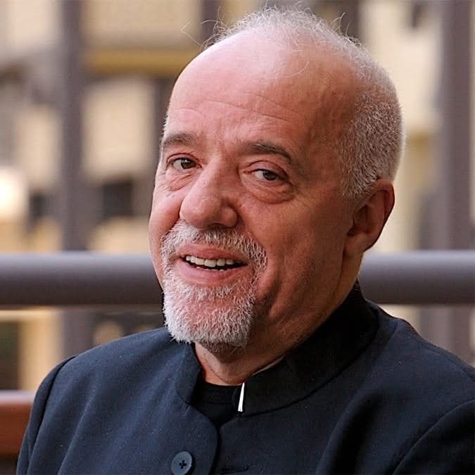 "Dépêchez-vous de vivre, dépêchez-vous d'aimer. Nous croyons toujours avoir le temps, mais ce n'est pas vrai. Un jour nous prenons conscience que nous avons franchi le point de non-retour, ce moment où l'on ne peut plus revenir en arrière. Ce moment où l'on se rend compte qu'on a