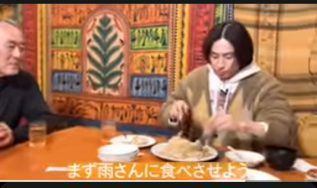 eOiIZJYSPLqgFid's tweet image. 美味しくて喜んでる顔を見てると嬉しくなりますよね。山之内さんご夫妻､健くんを暖かい眼差しで観てますね😊
これからもずっと素敵なご関係でいてくださいね✨雨宮さんやスタッフさまと一緒に食べるお気持ちすごーく嬉しいですよね♪
#木曜企画
ありがとうございました
いつかいってみたい😌
#三宅健