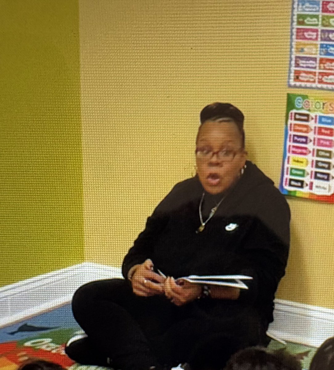 sports_chick87's tweet image. Teacher pics 📸 👩🏽‍🏫 (1): The many faces/moods of me as a teacher lol 😂. 

#teacher #educator #ece #selfie