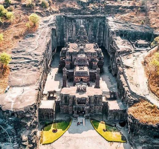 TheProjectUnity's tweet image. The entire temple was literally cut out of the bedrock. 

Do you understand? 

They started at the top of the cliff, working down through the stone, moulding the temple out of it as they went.

WHAT?! 

How was Kailasa Temple made in your opinion?