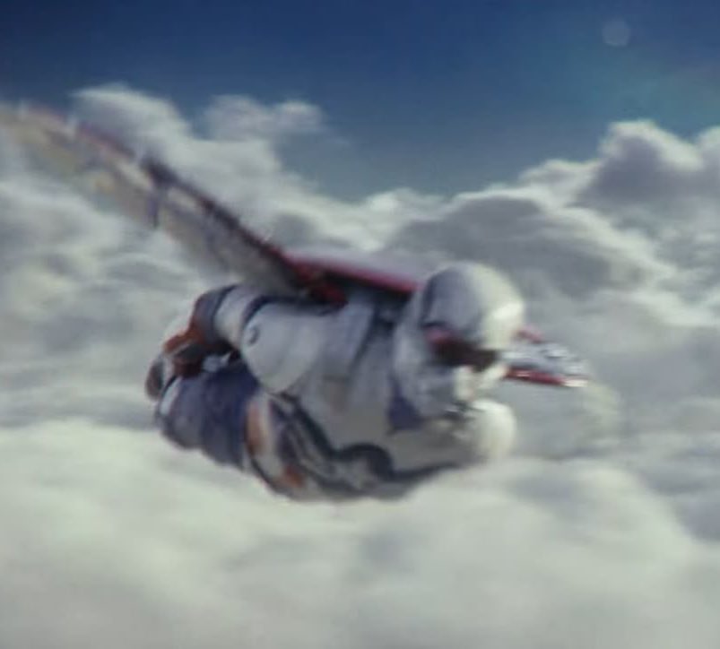 The white helmet with the white and blue suit would’ve been so perfect