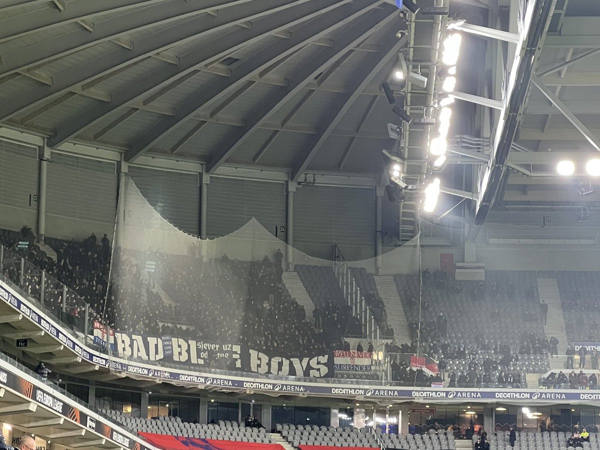 thomasprlr's tweet image. Ca va etre chaud en tribunes ajd... #LOSCGNDK
(Pensée pour le roi @arena_ytb )